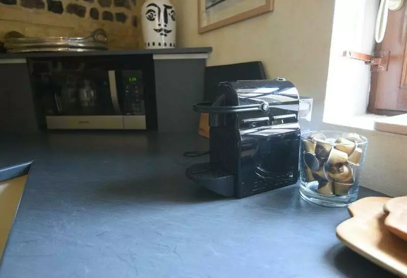 Les Falaises De L Estran