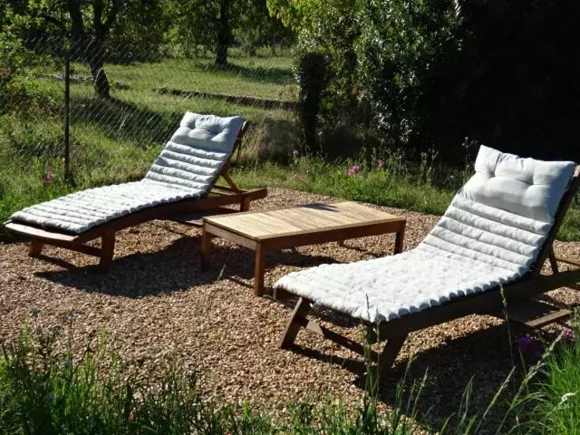 Maison Atypique Avec Jardin Au Pied Du Clos Luce