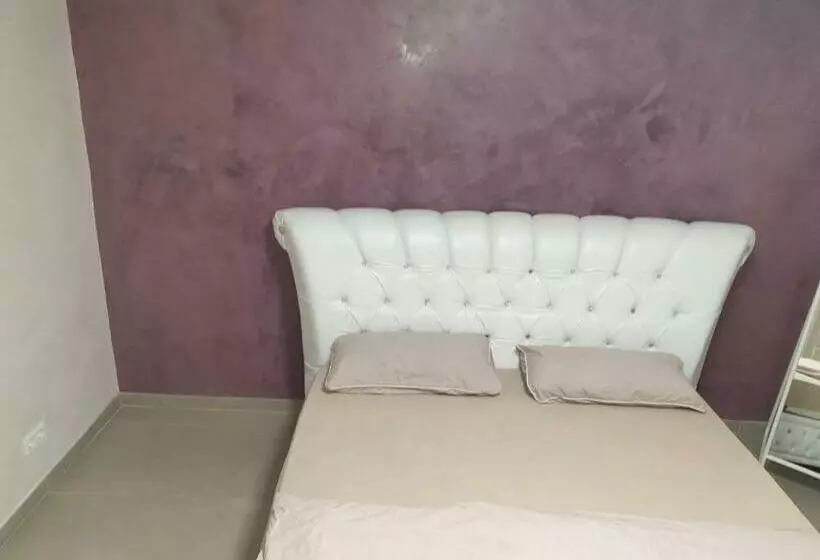 Sehr Grosse 5 Zimmer Wohnung Mit Garten Und Terasse