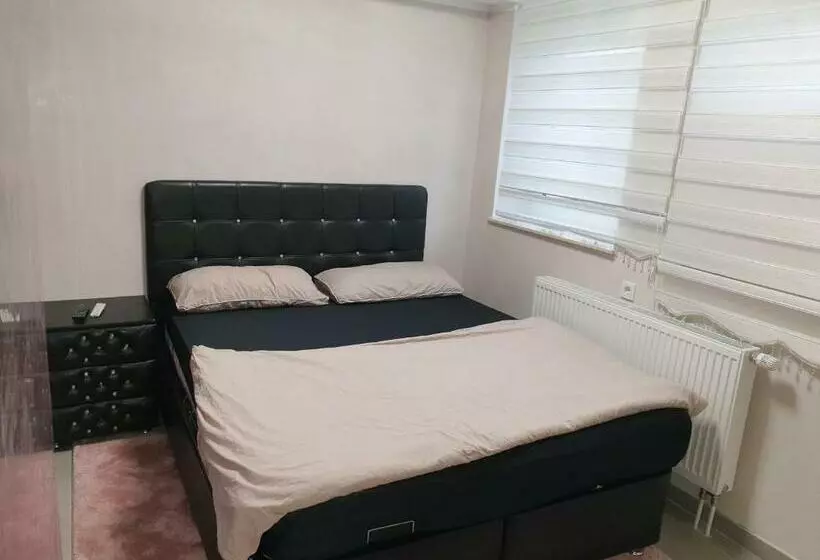 Sehr Grosse 5 Zimmer Wohnung Mit Garten Und Terasse