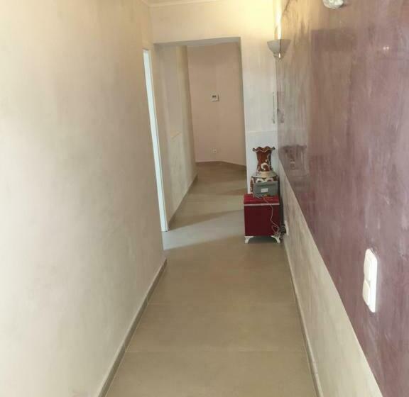 Sehr Grosse 5 Zimmer Wohnung Mit Garten Und Terasse