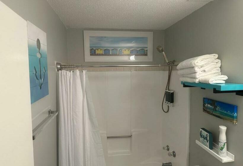 Destin Y 30a Beach Retreat Self Checkin   Huge Private Backyard Deck With Outdoor Shower