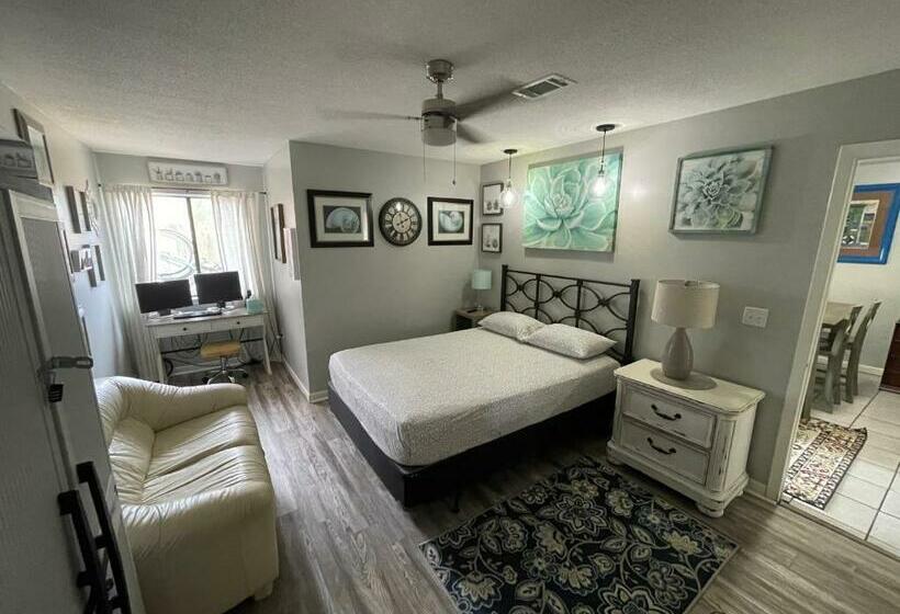 Destin Y 30a Beach Retreat Self Checkin   Huge Private Backyard Deck With Outdoor Shower