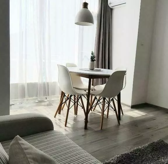 Alexa Apartament