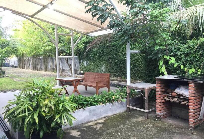 Banda Aceh Batoh Homestay   Private   Fits Up To 8 Persons