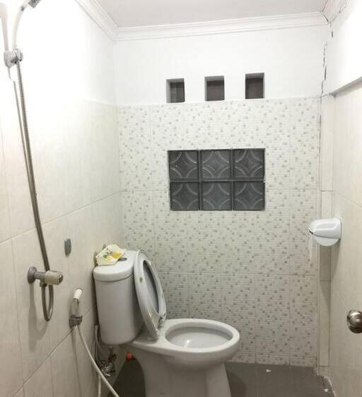 Banda Aceh Batoh Homestay   Private   Fits Up To 8 Persons