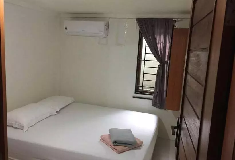 Banda Aceh Batoh Homestay   Private   Fits Up To 8 Persons