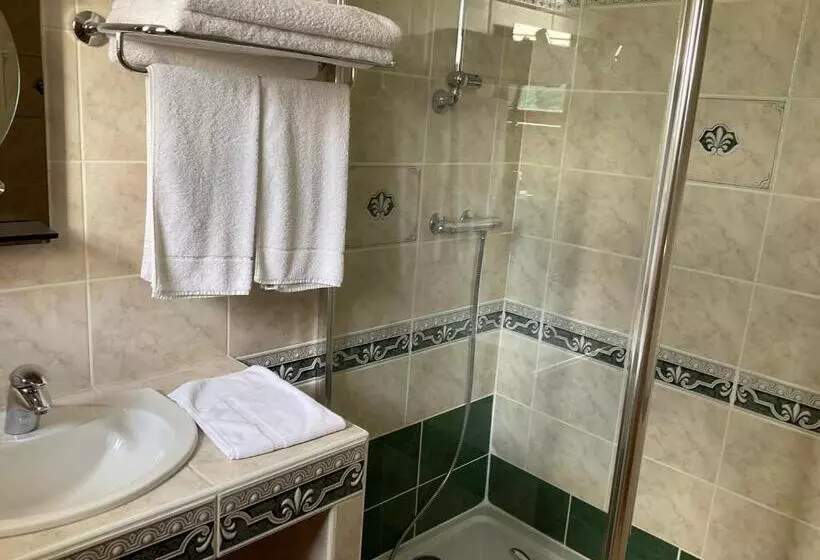 Aamiaismajoitus (B&B) A L Oree Du Bois