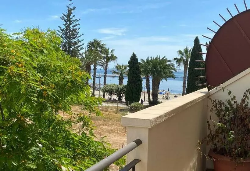 Junto A La Playa Y Vistas Espectaculares