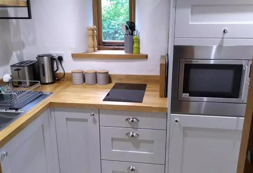 Sans, Souci. @ Mill House