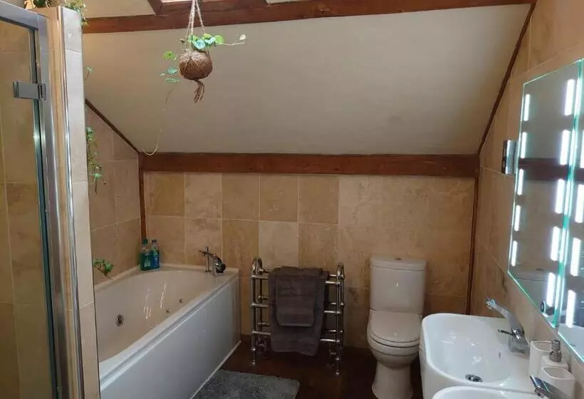 Sans, Souci. @ Mill House