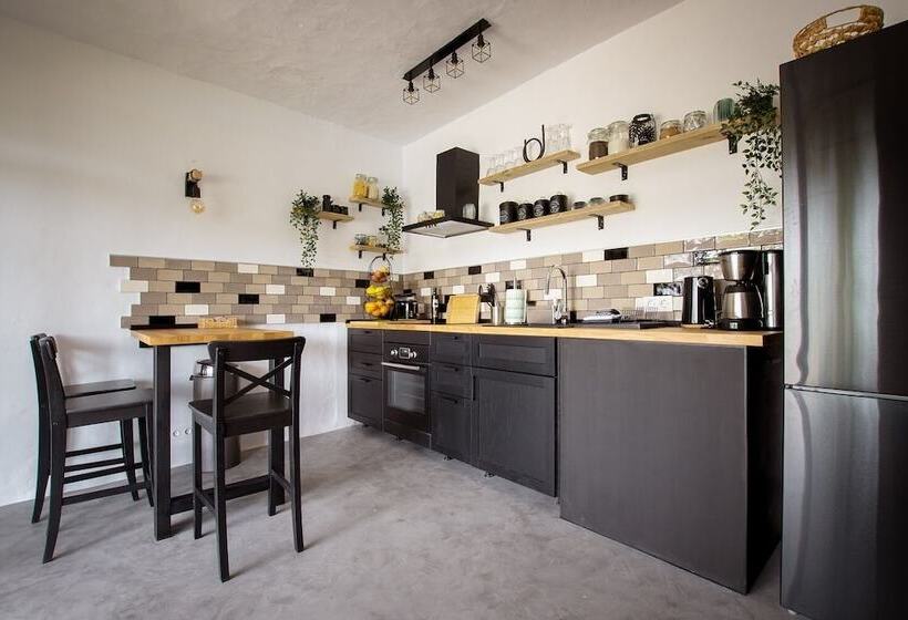 Suite Swimming Pool Quinta Da Eira 140 Years Old