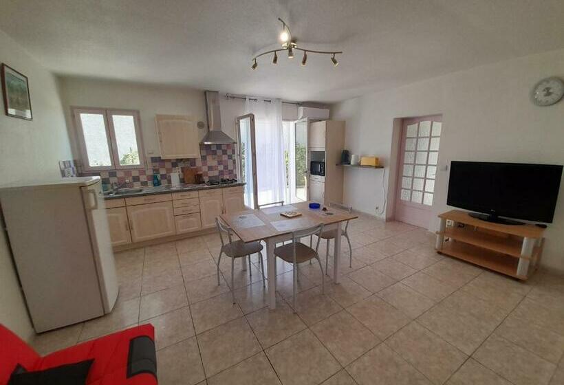 Appartement Avec Extérieur Et Parking Gratuit