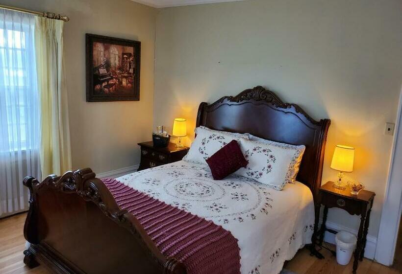 مبيت وإفطار The Brown Manor