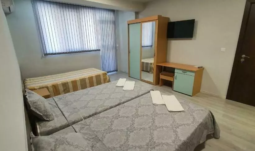 پانسیون нашата къща Our House