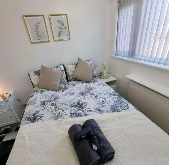 Majatalo Modern & Elegant Home W/ Netflix And Parking