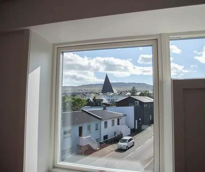 ペンション The Bird / Guesthouse / 10 Min Walk Downtown