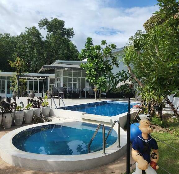 Utapao Sattahip Rayong Resort