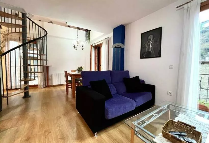 Apartamento Duplex En Rialp   Ars