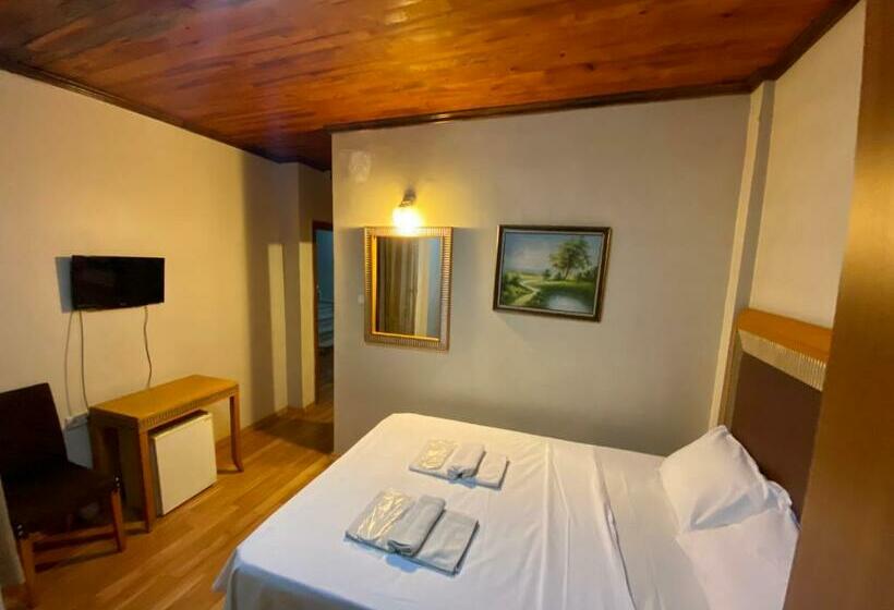 ホテル Herton Boutique