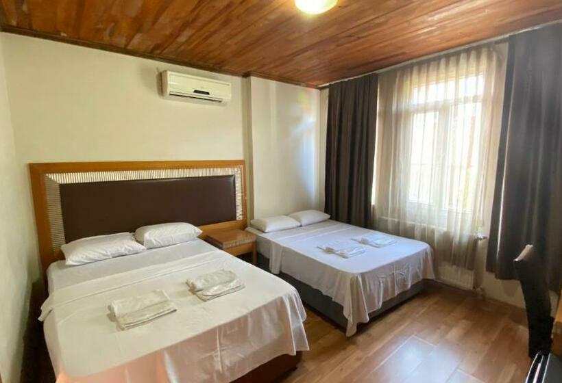 ホテル Herton Boutique