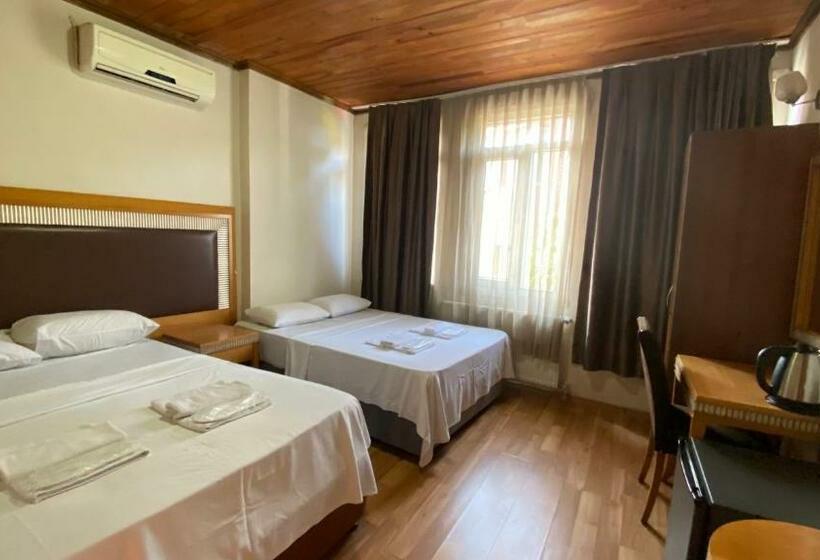 ホテル Herton Boutique