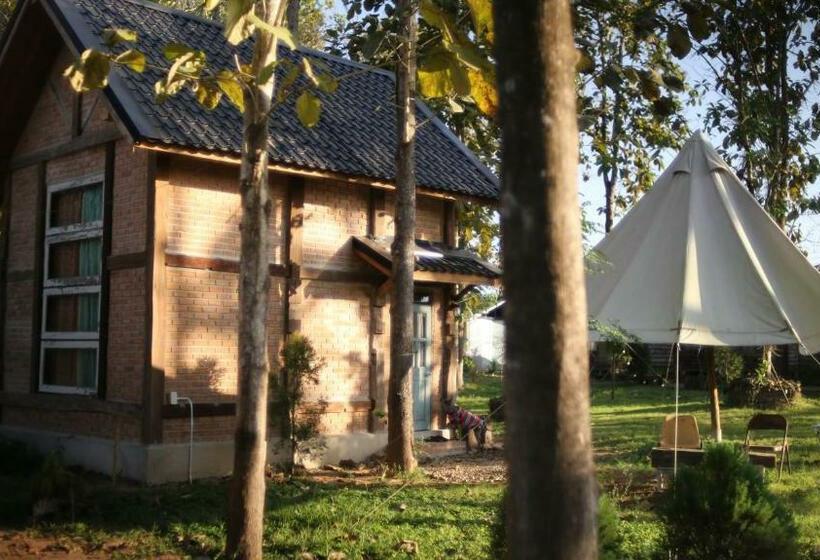 فندق The River Runs Chiang Klang