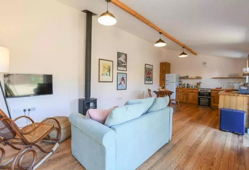 Onna S Stable, Sotherton