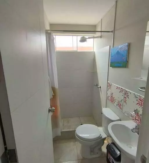 Casa Totalmente Amoblada En Pimentel