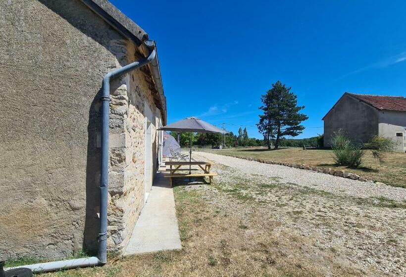 Maison En Berry Avec Garage Et Tout Inclus   Fr 1 591 366