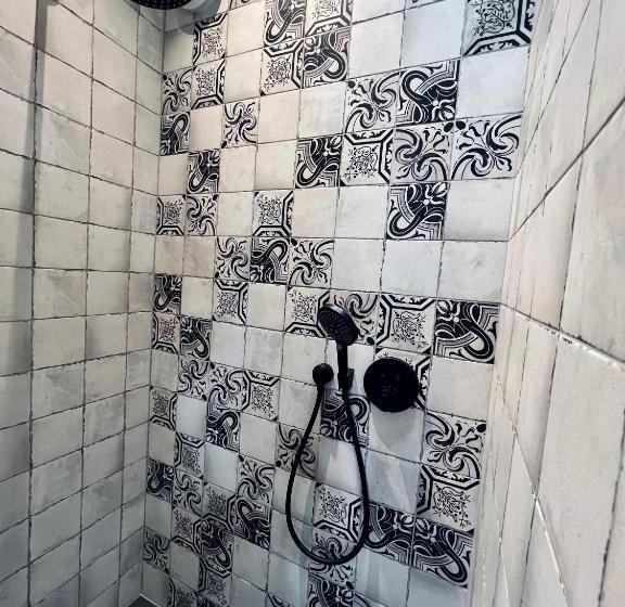 בית מלון כפרי Les Suites De La Tour D Embas