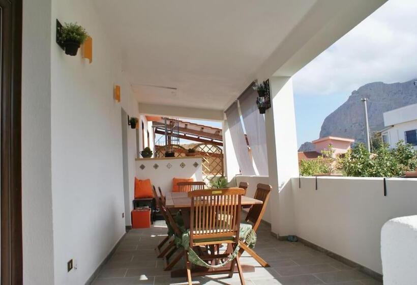 Magaggiari Beach House