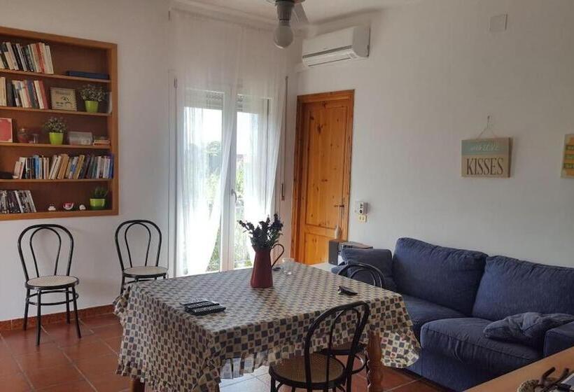 Magaggiari Beach House