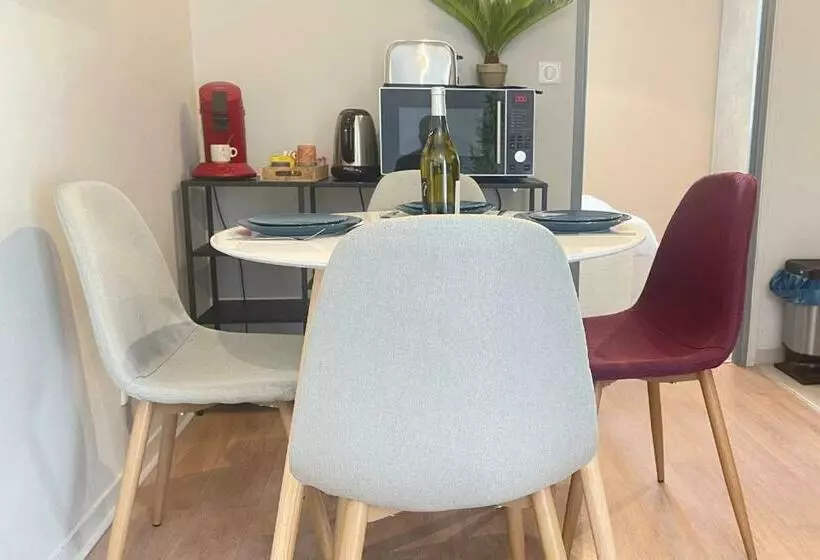 Nouveau   Grande Terrasse   L Horloge   Calme   Home One