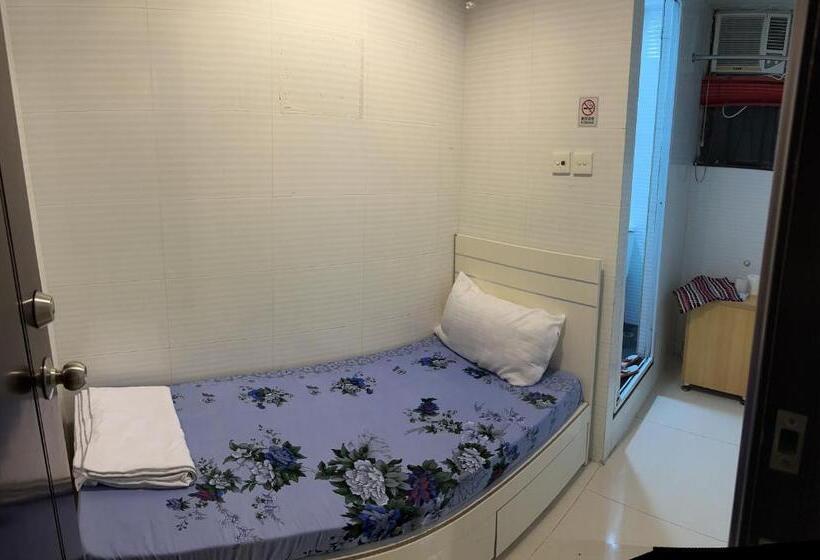 پانسیون Zodiac