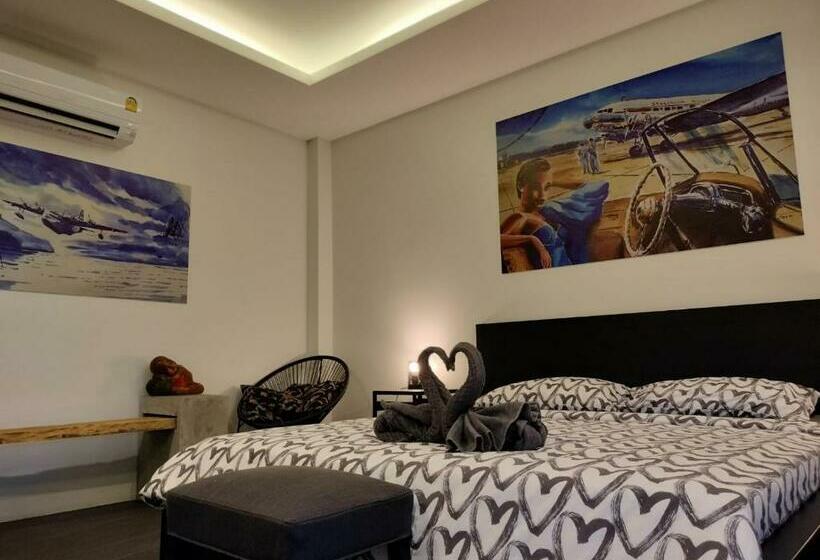 Sunset Resorts And Bar