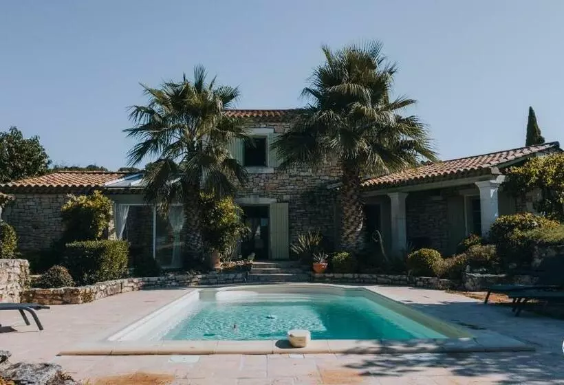 Villa De Charme