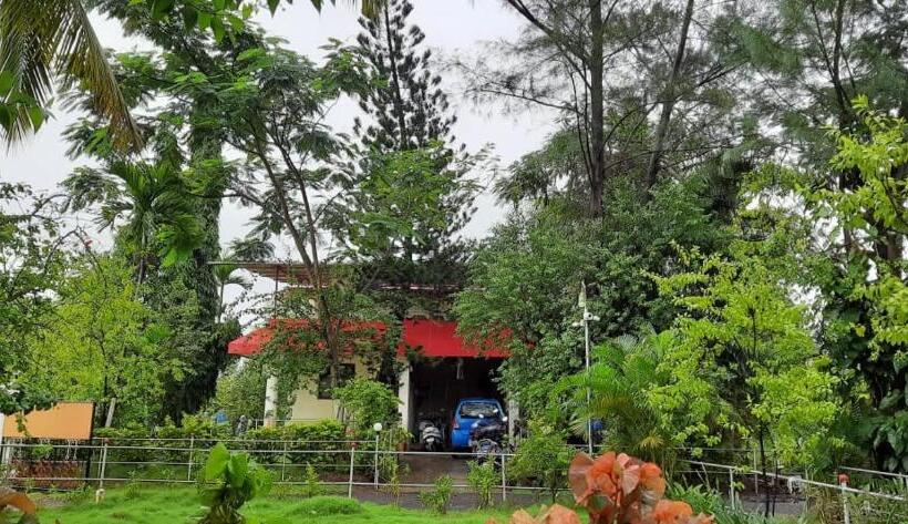 Nocleg ze śniadaniem Prajakta Rest House