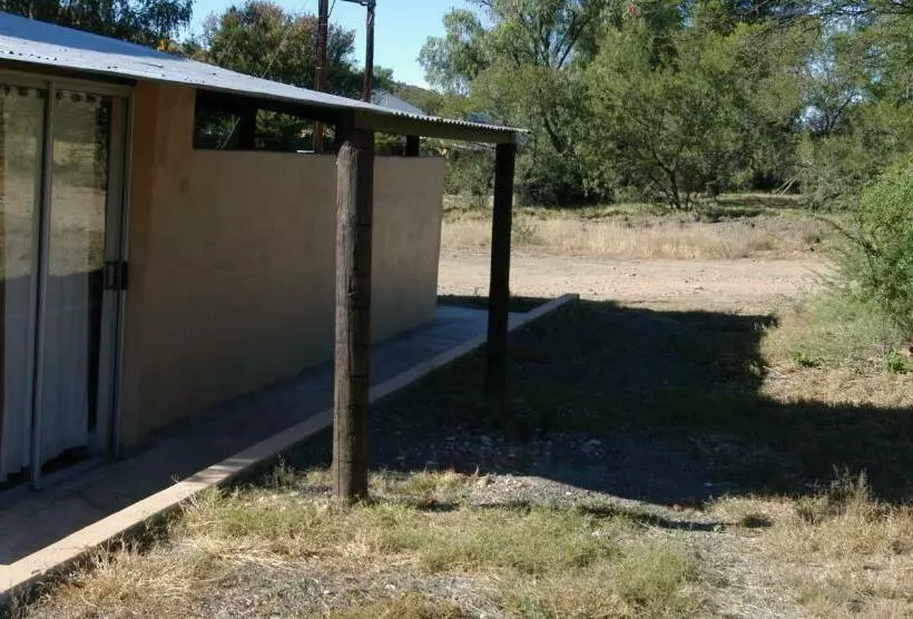 Hotelli Karoo Pred A Tours/cat Conservation Trust
