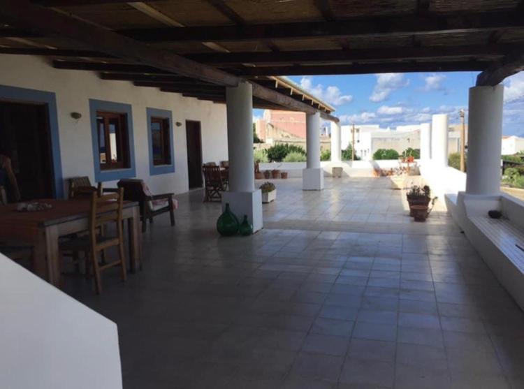 بنسيون Camera Con Vista