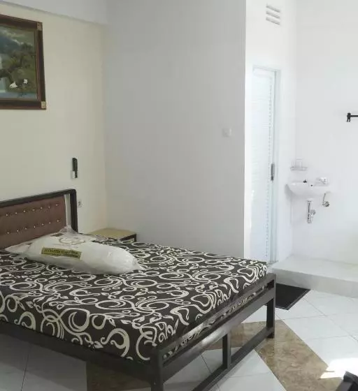 ペンション Graha Prana Kost Exclusive & Guesthouse