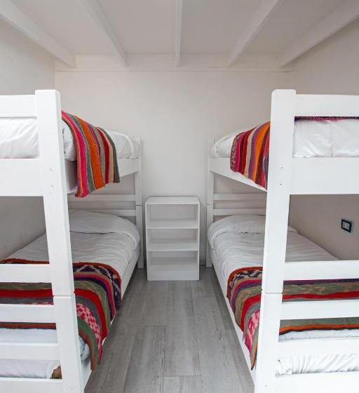 פנסיון Hostal Copart