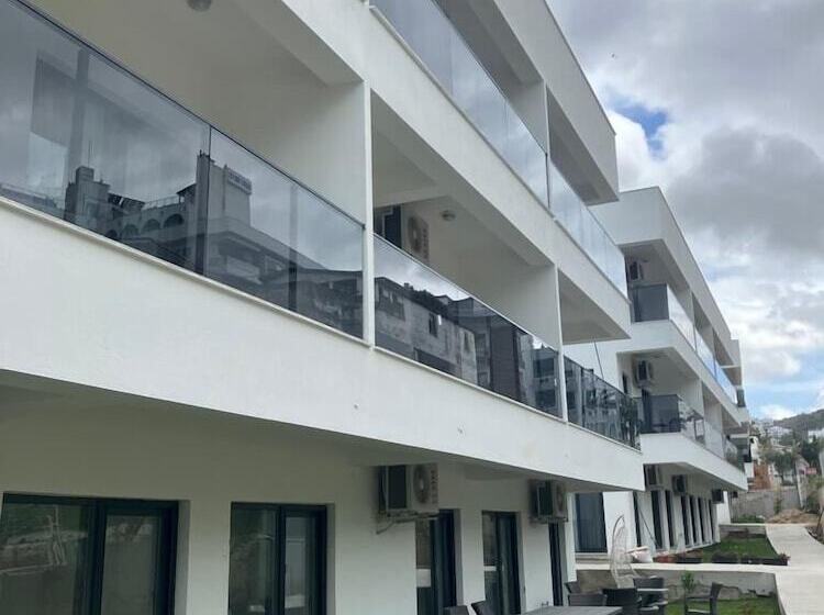 Sahil Aparts  Güllük