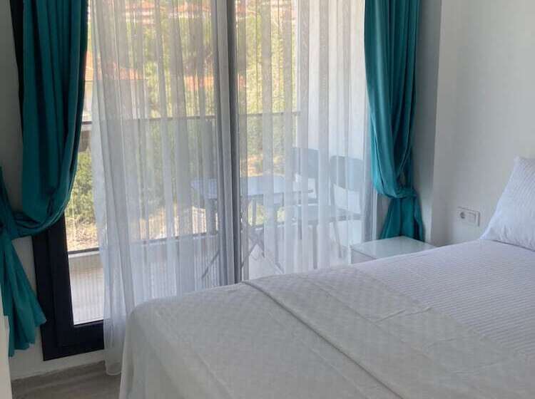 Sahil Aparts  Güllük