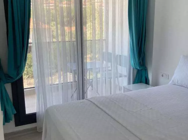 Sahil Aparts  Güllük