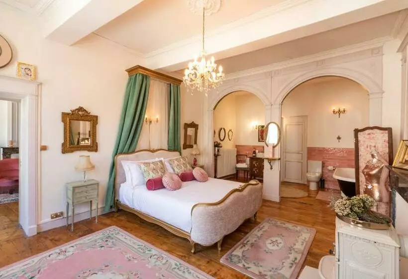 ベッドアンドブレックファースト Luxueuses Suites & Chambres D Hôtes   Accueil Champagne, Petit Déjeuner   Maison Champagne