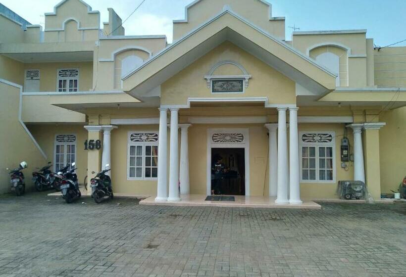 فندق Pekalongan Syariah Mitra Reddoorz