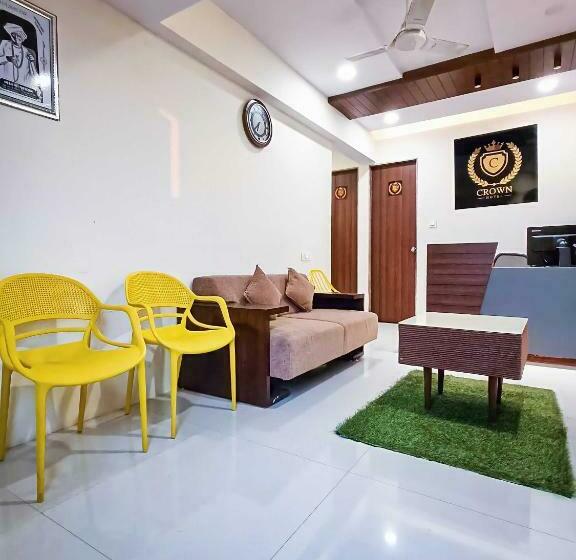 酒店 Pop 92353 Crown