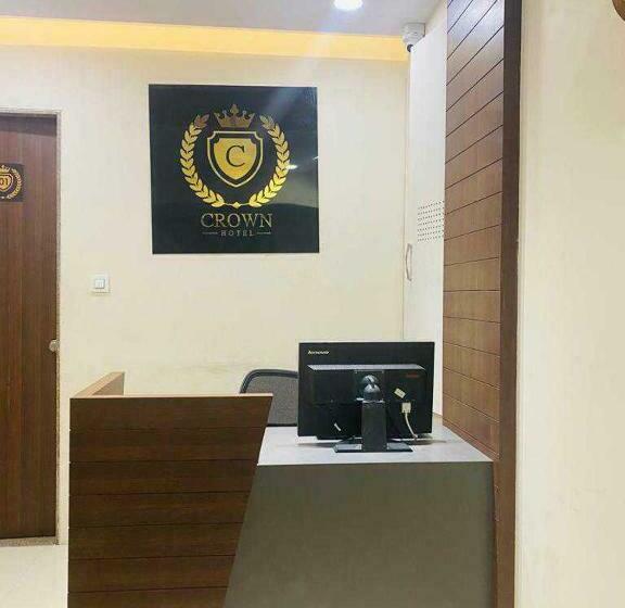 酒店 Pop 92353 Crown