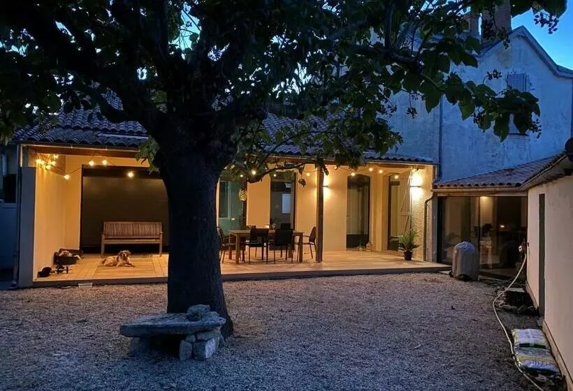 Villa Paulownia   à 1,2km Des Plages   Tout Confort Au Coeur Du Bourg